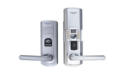 安装指纹锁-防盗门-保险柜开锁换锁电话_开修换锁-指纹锁安装-保险柜改密码电话