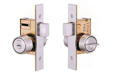 门禁锁安装-指纹锁安装修改密码电话_开锁换锁电话-防盗门换锁-保险柜换锁
