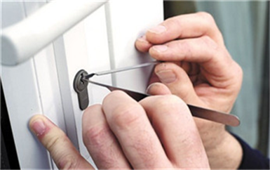 开锁修换电子保险柜锁-密码箱锁电话_门禁锁安装-指纹锁安装修改密码电话