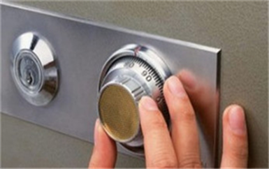开遥控锁-配电动卷帘门遥控器电话_保险柜开锁修锁换锁-改密码电话