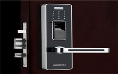 开锁修换木门-铁门-保险柜-指纹锁-玻璃门锁_开汽车门锁-配遥控防盗智能钥匙电话